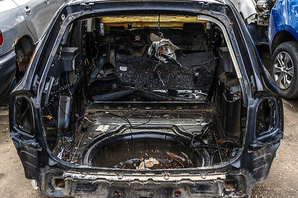 포토 JPG 해외이미지 산업 백그라운드 비즈니스 부분 공장 교통시설 자동차 사람없음 쌓기 환경 금속 재활용 손상 오염 쓰레기 폐기물 충돌 사건 철 버리기 부식 엔진 한조각 흙더미 모터 낭비 찌그러짐 고물상 깨짐 옛날 자동 중고 철강 해외202309 해외포토 1 육상교통 교통 컨셉 공업 모션 재질 흙 시설 친환경 파일형식 더미