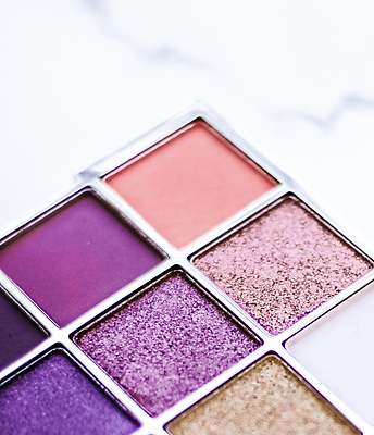 포토 JPG 해외이미지 백그라운드 사람없음 세트 뷰티 화려 대리석 아이섀도 해외202309 해외포토 컨셉 재료 화장품 파일형식