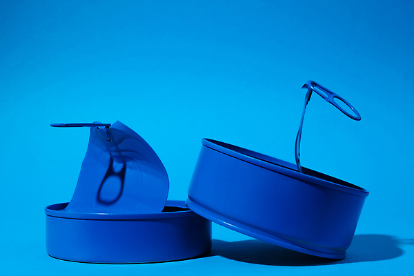 포토 JPG 해외이미지 백그라운드 사람없음 파란색 금속 오픈 화려 캔 팝아트 해외202309 해외포토 컬러 컨셉 재질 그림 파일형식