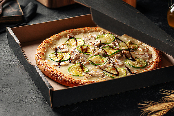 포토 JPG 해외이미지 포장 피자 사람없음 상자 닭고기 토핑 주키니 해외202309 해외포토 패스트푸드 서양음식 육류 파일형식