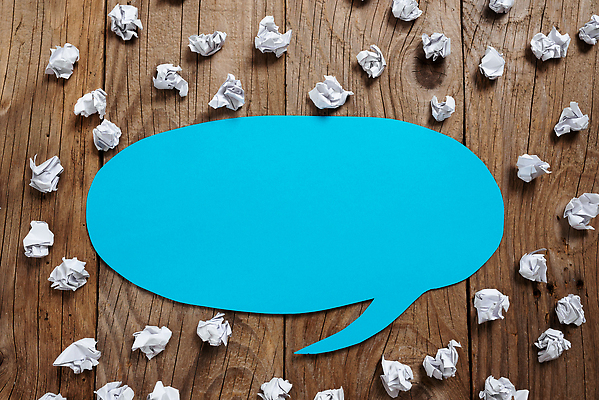 포토 JPG 해외이미지 종이 백그라운드 말풍선 사람없음 구김 종이뭉치 카피스페이스 해외202309 해외포토 모션 공백 뭉치 파일형식