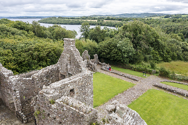 포토 JPG 해외이미지 외관 유럽 문화 벽 여행 건축양식 영국 잉글랜드 안테나 석조 사람없음 건물 초록색 탑 궁전 시골 성 중세기사 역사 큼 폐허 북쪽 아일랜드 반항 귀족 랜드마크 옛날 파멸 해외202309 해외포토 건축물 건축 나라 컬러 컨셉 고건축 통신 모션 크기 방향 파일형식 소멸