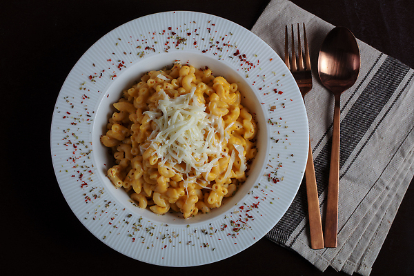 포토 JPG 해외이미지 접시 어린이 음식 포크 탁자 치즈 파스타 건강 요리 사람없음 노란색 식사 저녁식사 이탈리아 껍질 흰색 뜨거움 사발 클래식 맛 굽기 먹기 허브 크림 국수 레시피 점심식사 마카로니 채식주의자 캐서롤 핸드메이드 카피스페이스 맛있는 해외202309 해외포토 식물 식기 유럽 컬러 가구 컨셉 모션 유제품 서양음식 사람 공백 면류 용기_그릇 사기그릇 구이 채식 파스타면 파일형식