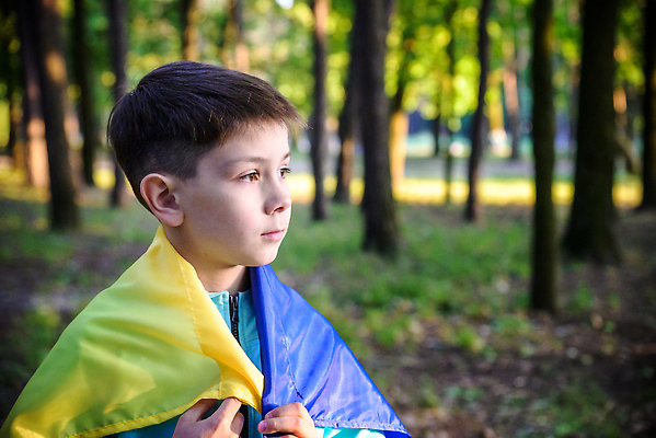포토 JPG 해외이미지 손 배너 옷 어린이 백그라운드 패턴 가족 자연 함께함 한명 사람 이벤트 소년 평화 봄 자유 기도 깃발 사회 민주주의 충돌 심볼 싸움 전쟁 부활 일반 애국심 종료 궤 독립 우크라이나 전국 정치 지원 침범 필승 항의 헬프 건설근로자 해외202309 해외포토 직업 1 계절 남자 유럽 컨셉 무늬 관계 모션 신체부위 우승 도움 생태계 공동체 파일형식
