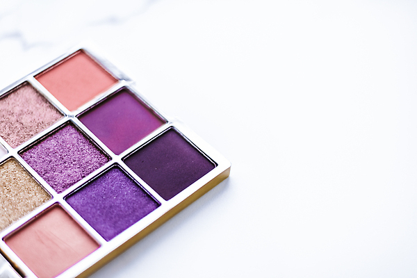 포토 JPG 해외이미지 백그라운드 사람없음 세트 뷰티 화려 대리석 아이섀도 해외202309 해외포토 컨셉 재료 화장품 파일형식