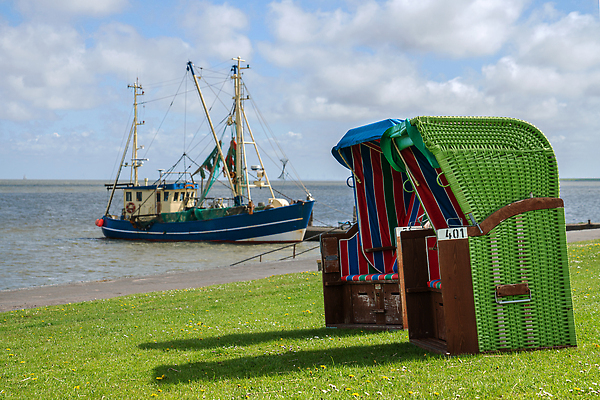 포토 JPG 해외이미지 식물 구름 유럽 섬 여행 자연 하늘 낚시 휴식 독일 파노라마 풍경 사람없음 야외 환경 봄 보트 생태계 내추럴 해외202309 해외포토 자연요소 계절 나라 컨셉 배_교통 레저 촬영기법 파일형식