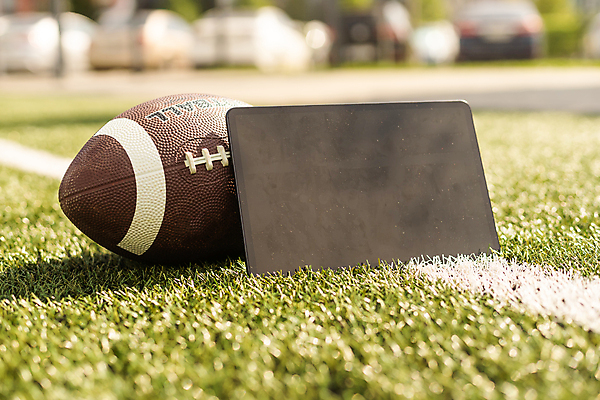 포토 JPG 해외이미지 스포츠 잔디 사람없음 럭비 미식축구 경기장 오브젝트 럭비공 해외202309 해외포토 식물 공 스포츠시설 구기 럭비용품 파일형식
