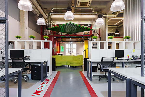 포토 JPG 해외이미지 의자 조명 직장 실내 사람없음 인테리어 소파 사무실 복도 작업실 책상 해외202309 해외포토 디자인 가구 회사 비즈니스 내부 파일형식