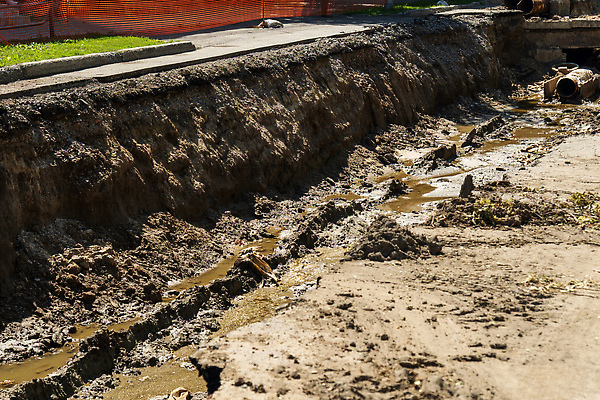 포토 JPG 해외이미지 산업 도로 선 모래 통신 노동자 거리 사람 사람없음 야외 물 힘 손상 도시 구멍 수술 수리 위험 가스 지하 공학 설치 하수 광학 해외202309 해외포토 자연요소 직업 교육 길 컨셉 의학 교통시설 치료 파일형식