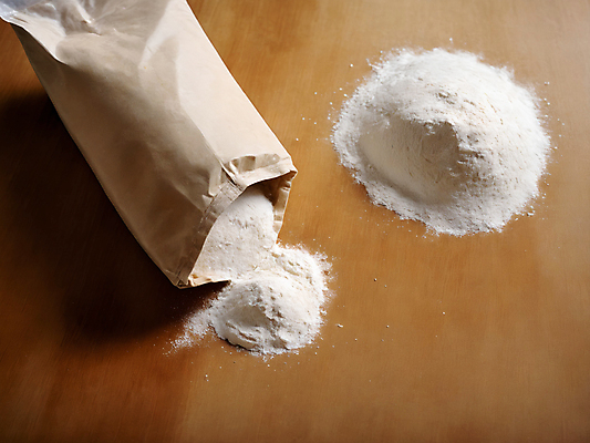 JPG 편집이미지 식재료 봉투 사람없음 디지털합성 밀가루 쏟아짐 편집소스 편집실사 AI포토 AI콘텐츠 모션 가루 CG 파일형식