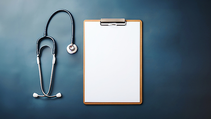 JPG 편집이미지 종이 청진기 병원 사람없음 서류판 카피스페이스 편집실사 AI포토 AI콘텐츠 의학 의료기기 사무용품 공백 CG 파일형식