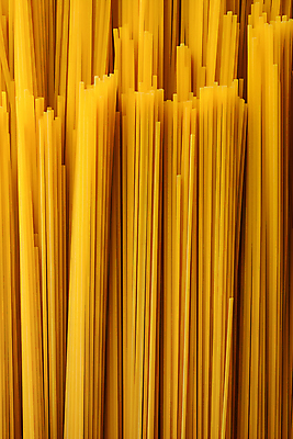 JPG 편집이미지 백그라운드 파스타 사람없음 노란색 가득함 파스타면 편집실사 AI포토 AI콘텐츠 컬러 서양음식 면류 CG 파일형식