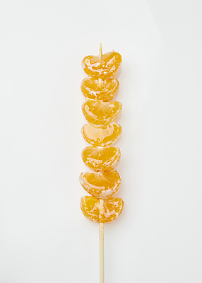 포토 JPG 디저트 귤 사람없음 하이앵글 주황색 꼬치 달콤 설탕 기호식품 길거리음식 탕후루 국내포토 음식 뷰포인트 컬러 과일 간식 맛 파일형식