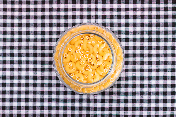 포토 JPG 해외이미지 음식 재료 유리 건조 파스타 사람없음 수건 식사 항아리 밀 체크무늬 날것 마카로니 생식 채식주의자 해외202310 해외포토 무늬 재질 곡류 서양음식 위생용품 도자기 채식 파스타면 파일형식