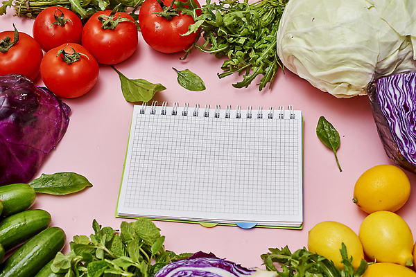 포토 JPG 해외이미지 접시 음식 백그라운드 잎 다이어트 토마토 채소 과일 재료 양파 오이 파슬리 건강 요리 사람없음 공책 식사 저녁식사 펼침 샐러드 신선 상추 먹기 허브 유기농 양배추 후추 내추럴 점심식사 채식주의자 총각무 맛있는 해외202310 해외포토 식물 식기 웰빙 모션 문구용품 무 향신료 채식 파일형식