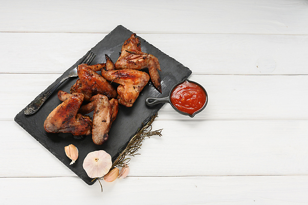 포토 JPG 해외이미지 접시 음식 백그라운드 고추 육류 동양인 사람없음 목재 식당 식사 저녁식사 치킨 튀김 시골 신선 바 뜨거움 맛 그릴 바비큐 굽기 먹기 향신료 속도 메뉴 매움 후추 로즈메리 점심식사 영양분 절임 해로움 맛있는 해외202310 해외포토 나무 식기 컨셉 채소 식재료 재료 모션 주방용품 인종 상점 구이 허브 닭고기요리 향미료 파일형식