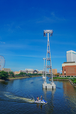 포토 JPG 해외이미지 건축양식 하늘 풍경 사람없음 건물 탑 항구 맑음 고층빌딩 롤러 봉 해외202310 해외포토 건축물 건축 교통시설 날씨 빌딩 파일형식