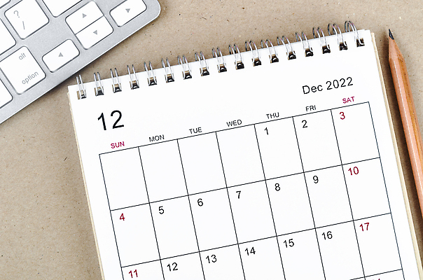 포토 JPG 해외이미지 디자인 영어 백그라운드 비즈니스 탁자 휴가 문구용품 이벤트 사람없음 장식 사무실 연필 공백 자유 달력 일주일 12월 책상 페이지 월 월요일 비어있는 해외202310 해외포토 문자 가구 컨셉 학용품 필기구 날짜 오브젝트 요일 파일형식