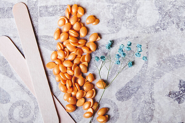 포토 JPG 해외이미지 백인 직업 손 컨셉 건강 병원 사람 성인 사람없음 뷰티 상점 화장품 장비 뜨거움 매끈함 설탕 날씬함 피부 피부관리 테라피 내추럴 순서 돌봄 왁스 완벽 위생관리 해외202310 해외포토 서양인 의학 모션 관리 신체부위 감각 몸매 파일형식