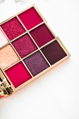 포토 JPG 해외이미지 백그라운드 사람없음 세트 뷰티 화려 대리석 아이섀도 해외202310 해외포토 컨셉 재료 화장품 파일형식