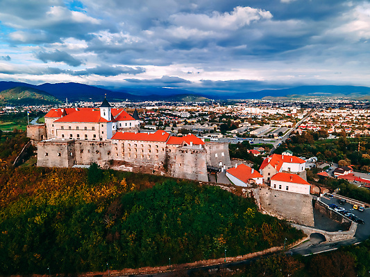 포토 JPG 해외이미지 유럽 호수 여행 잎 건축양식 자연 하늘 동화 휴가 산 독일 안테나 파노라마 사람없음 야외 빛 뷰티 탑 놀람 궁전 흰색 중세 역사 신비 왕 알프스 랜드마크 옛날 우크라이나 조감도 해외202310 해외포토 식물 건축물 건축 감정 나라 컬러 컨셉 고건축 통신 촬영기법 표정 생태계 파일형식