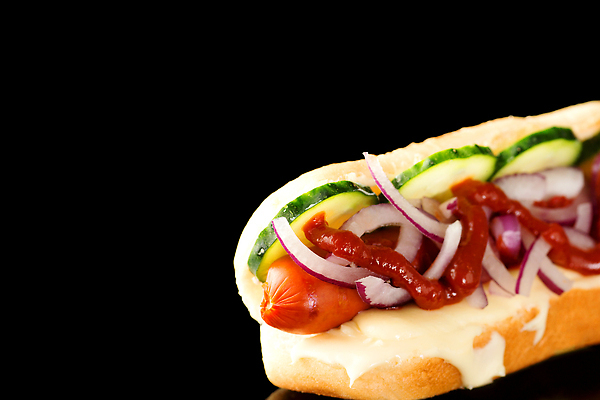 포토 JPG 해외이미지 백그라운드 토마토 채소 패스트푸드 샌드위치 사람없음 검은색 샐러드 흰색 뜨거움 소시지 개 맛 그릴 정상 큼 케첩 먹기 머스터드 핫도그 점심식사 항공촬영 고립 번 평야 프랑크푸르트 해외202310 해외포토 음식 빵 뷰포인트 컬러 컨셉 포유류 모션 자연 주방용품 독일 식사 도시 소스_음식 가공식품 인스턴트 크기 파일형식