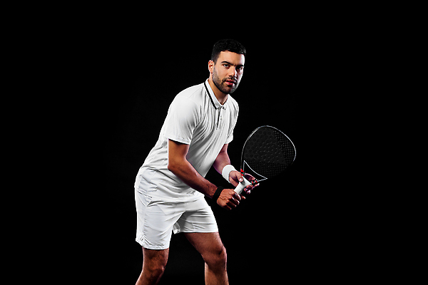 포토 JPG 해외이미지 라이프스타일 손 디자인 배너 포스터 벽 스포츠 포즈 백그라운드 공 벽지 놀이 한명 사람 파란색 테니스 덮개 게임 라켓 우승 어플리케이션 네온 승진 동영상 다운로드 법정 소셜미디어 승자 출판 플레이어 헤딩 카피스페이스 자극 해외202310 해외포토 1 스포츠용품 컬러 생활 신체부위 구기 축구 공백 뚜껑 최고 파일형식