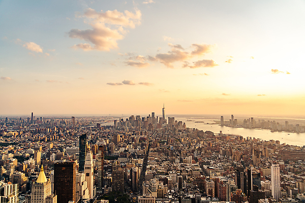 포토 JPG 해외이미지 외관 길 비즈니스 건축양식 새로움 거리 안테나 파노라마 사람없음 건물 도시풍경 사무실 탑 고층빌딩 미국 일몰 도시 황금 도심 뉴욕 지역 스카이라인 맨해튼 개발 랜드마크 해외202310 해외포토 건축물 건축 컨셉 북아메리카 통신 촬영기법 풍경 빌딩 노을 파일형식