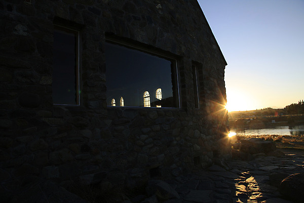 포토 JPG 해외이미지 호수 섬 여행 자연 하늘 새로움 풍경 사람없음 야외 파란색 교회 최고 남쪽 해외202004 해외포토 컬러 컨셉 종교건축 건물 방향 생태계 파일형식