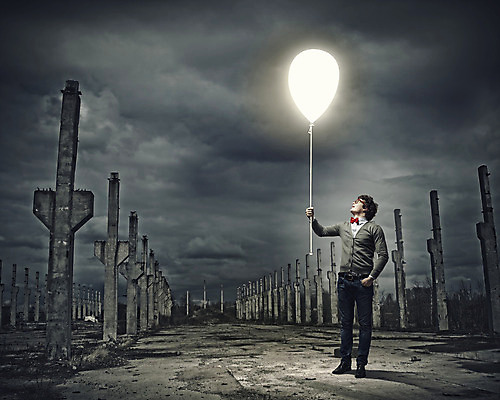 포토 JPG 해외이미지 학생 컨셉 비즈니스 전구 성공 미래 아이디어 한명 사람 소년 야외 건물 빛 도시풍경 글로벌 고층빌딩 어둠 재활용 에너지 램프 도시 오염 선택 대표 폭발 심볼 뇌 해결 낭비 원자력 재앙 지능 파멸 수평선 해외202004 해외포토 1 건축물 남자 어린이 조명 풍경 빌딩 친환경 파일형식 소멸