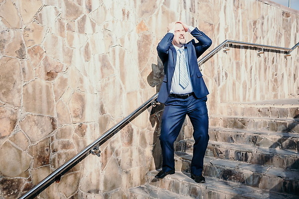 포토 JPG 해외이미지 직업 손 응시 남자 스포츠 백그라운드 비즈니스 CEO 넥타이 한명 서기 사람 정장 카메라 주먹 권투 고통 회색 우승 비즈니스맨 자신감 보호 공격 충돌 고민 경영자 싸움 70대 문제 해결 경영 고립 승자 옛날 해외202310 해외포토 1 시선 잡화 옷 노년 감정 컬러 컨셉 모션 신체부위 전자제품 격투기 최고 직장인 리더 파일형식