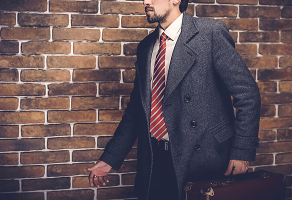 포토 JPG 해외이미지 백인 모델 라이프스타일 옷 계절 남자 벽 여행 포즈 백그라운드 가방 비즈니스 한명 사람 성인 갈색 유행 우주 여행가방 목도리 재킷 코트 수확 도시 비즈니스맨 우아함 가죽 수집 종업원 복고 옛날 스타일 힙스터 해외202310 해외포토 서양인 직업 1 잡화 패션 컬러 컨셉 농업 생활 외투 직장인 파일형식