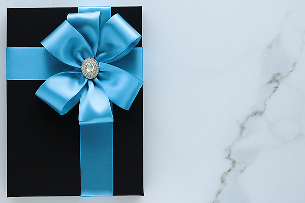 포토 JPG 해외이미지 리본 사람없음 선물상자 검은색 고급 보석 대리석 해외202309 해외202310 해외포토 컬러 컨셉 재료 선물 상자 광석 파일형식