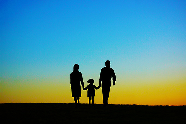 포토 JPG 해외이미지 클립아트 라이프스타일 커플 남자 실루엣 오렌지 가족 자연 하늘 그림자 사람 20대 사람없음 야외 빛 태양 일본 맑음 일몰 저녁 언덕 그림 해외202310 해외포토 자연요소 아시아 과일 관계 날씨 촬영기법 청년 생활 노을 야간 생태계 파일형식