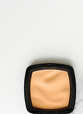 포토 JPG 해외이미지 백그라운드 사람없음 대리석 파우더 베이지색 파우더팩트 카피스페이스 해외202310 해외포토 컬러 재료 화장품 공백 파일형식