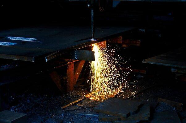 포토 JPG 해외이미지 조명 사람없음 물 빛 우주 금속 어둠 기계 야간 용접 용접공 해외202310 해외포토 자연요소 직업 재질 파일형식