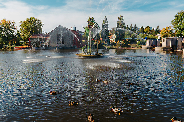 포토 JPG 해외이미지 공원 유럽 여행 백그라운드 건축양식 자연 하늘 주택 독일 미술 사람없음 야외 건물 초록색 물 파란색 빛 컬러풀 조각상 뷰티 정원 젖음 흐름 도시 개울 역사 야간 로마 분수 정사각형 쇼 장면 내추럴 랜드마크 옛날 해외202310 해외포토 자연요소 도형 건축물 공공시설 건축 나라 컬러 컨셉 문화예술 강 조형물 이탈리아 생태계 파일형식