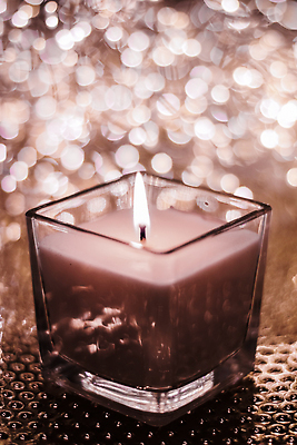 포토 JPG 해외이미지 촛불 사람없음 반짝임 갈색 보케 빛망울 해외202310 해외포토 컬러 초 모션 빛 파일형식