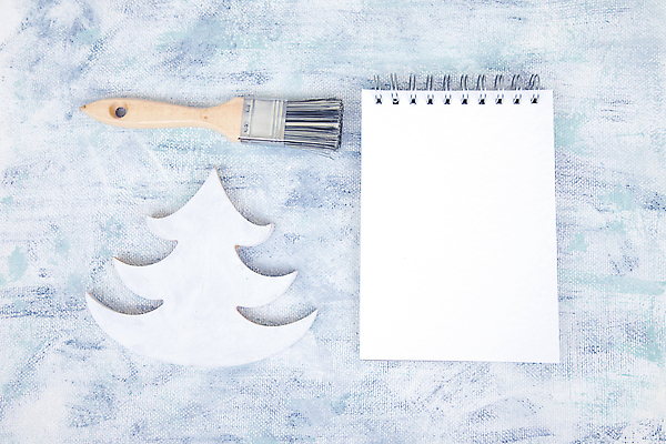 포토 JPG 해외이미지 나무 템플릿 포스터 종이 백그라운드 크리스마스 겨울 장신구 탁자 미술 사람없음 목재 장식 빛 크리스마스트리 공백 낭만 수확 흰색 인사 붓 신용카드 작업실 플랫 정상 위치 시트 거짓 터키석 비어있는 해외202310 해외포토 식물 계절 기념일 컬러 가구 컨셉 농업 재료 문화예술 금융 예절 보석 파일형식