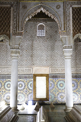 포토 JPG 해외이미지 전통 문화 여행 건축양식 아프리카 사람없음 건물 궁전 수확 무덤 화려 역사 이슬람교 아치 모자이크 모로코 랜드마크 메디나 아랍어 옛날 해외202310 해외포토 건축물 건축 나라 종교 컨셉 고건축 농업 파일형식