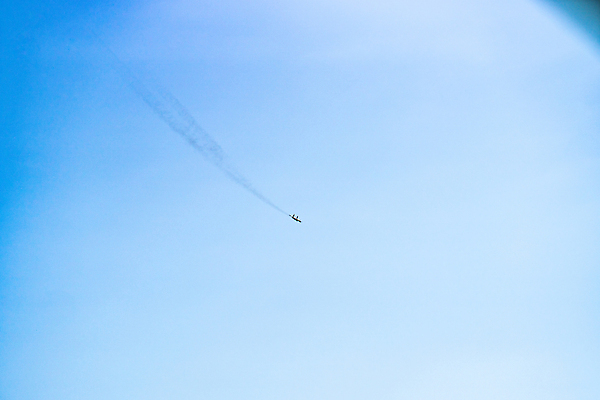 포토 JPG 해외이미지 구름 산업 무기 백그라운드 날개 교통시설 하늘 비행기 사람없음 파란색 힘 기계 일몰 방어 위험 공격 미사일 파일럿 충돌 항공 속도 군용 싸움 전쟁 보안 해군 제트기 육군 우주산업 에어쇼 대패 작전 착륙 해외202310 해외포토 자연요소 직업 컬러 교통 컨셉 항공교통 모션 대중교통 군대 어류 안전 우주 노을 시설 쇼 파일형식