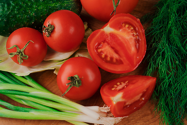 포토 JPG 해외이미지 식물 음식 조각 백그라운드 잎 농업 다이어트 토마토 채소 과일 재료 자연 양파 오이 건강 마늘 요리 사람없음 목재 빨간색 초록색 세트 주방 버섯 샐러드 신선 시장 칼 상추 자르기 먹기 향신료 준비 유기농 양배추 날것 후추 비타민 내추럴 숙성 채식주의자 총각무 해외202310 해외포토 나무 웰빙 산업 컬러 모션 무 생태계 채식 영양소 향미료 파일형식