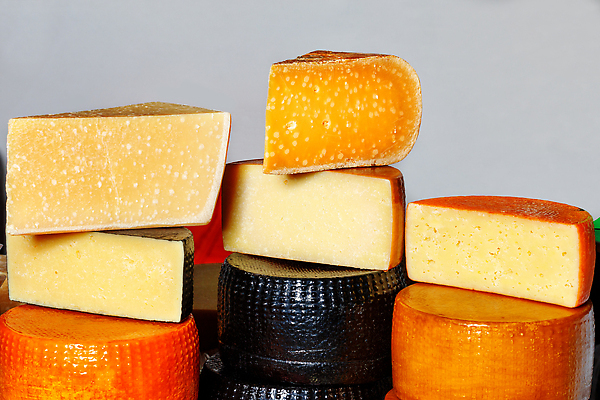 포토 JPG 해외이미지 전통 음식 컨셉 농업 다이어트 재료 회색배경 치즈 건강 사람없음 갈색 노란색 머리 판매 세일 식사 흰색 시골 신선 원형 시장 맛 작음 큼 다발 굽기 먹기 유기농 질감 부드러움 모음 훈제 건강식 내추럴 핸드메이드 카피스페이스 맛있는 해외202310 해외포토 도형 웰빙 산업 컬러 백그라운드 모션 유제품 신체부위 공백 회색 감각 크기 구이 파일형식