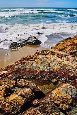 포토 JPG 해외이미지 모래 파도 바다 섬 여행 하늘 휴가 사람없음 물 파란색 태양 만 서핑 방파제 캘리포니아 암초 수평선 해외202310 해외포토 자연요소 공공시설 컬러 미국 수상스포츠 파일형식