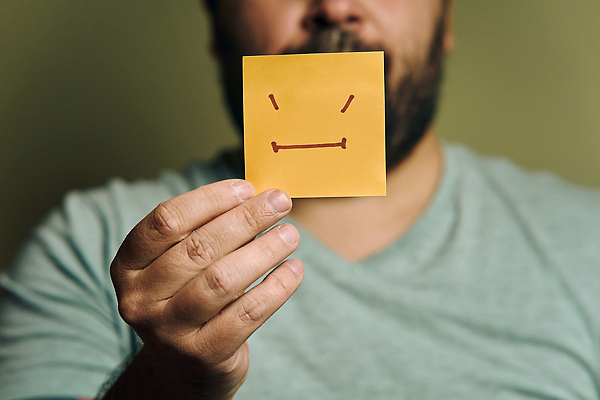 포토 JPG 해외이미지 수염 표정 한명 잡기 불만 해외202310 해외포토 1 감정 모션 사람 파일형식