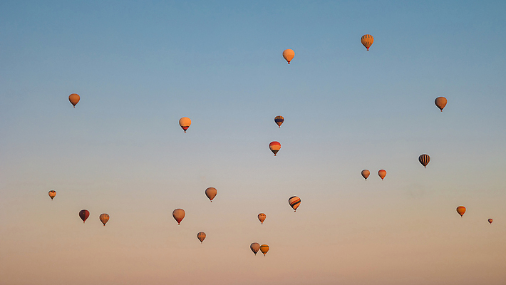 포토 JPG 해외이미지 주간 여행 백그라운드 하늘 휴가 카파도키아 사람없음 야외 관광지 일출 자유 열기구 해외202310 해외포토 자연요소 컨셉 항공교통 노을 파일형식 튀르키예