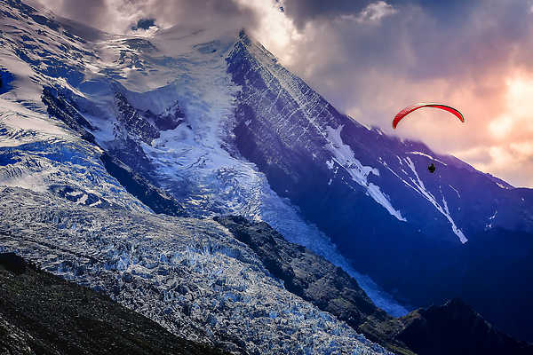 포토 JPG 해외이미지 유럽 자연 하늘 산 풍경 사람없음 야외 가로 초록색 파란색 일출 계곡 맑음 일몰 이탈리아 자유 프랑스 전원 고독 빙하 알프스 첨탑 산봉우리 랜드마크 명승지 샤모니 웅장함 산맥 해외202310 해외포토 감정 나라 컬러 컨셉 날씨 노을 탑 전기에너지 생태계 봉우리 파일형식