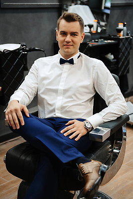 포토 JPG 해외이미지 헤어스타일 남자 신랑 결혼 이동 불 수염 실내 한명 정장 친구 검은색 기쁨 자유 흰색 도구 면도 주인 이발소 평등 많음 해외202310 해외포토 자연요소 1 옷 감정 컬러 컨셉 관계 모션 사람 이벤트 내부 뷰티샵 파일형식