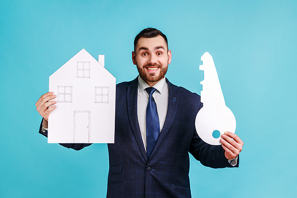 포토 JPG 해외이미지 스튜디오촬영 백인 남자 종이 비즈니스 청소년 열쇠 아파트 주택 실내 한명 웃음 사람 금융 비즈니스맨 재산 구매 고객 파란배경 투자 보험 대여 고립 렌탈 마케팅 부동산중개인 임대 투자자 해외202310 해외포토 서양인 1 백그라운드 부동산 표정 내부 건물 경제 파란색 쇼핑 직장인 중개인 파일형식