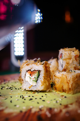 포토 JPG 해외이미지 전통 접시 아시아 음식 조각 백그라운드 잎 밥 새우 따뜻함 건강 어류 요리 동양인 사람없음 목재 세트 식당 일본 검은색 식사 저녁식사 초밥 흰색 신선 해조류 맛 고추냉이 참치 먹기 장어 해산물 메뉴 준비 날것 롤 캘리포니아 연어 생강 동쪽 아보카도 점심식사 고립 대두 인기 맛있는 해외202310 해외포토 나무 식물 식기 나라 컬러 컨셉 채소 과일 재료 모션 갑각류 인종 상점 미국 수중동물 양념 해양식물 방향 일본음식 파일형식